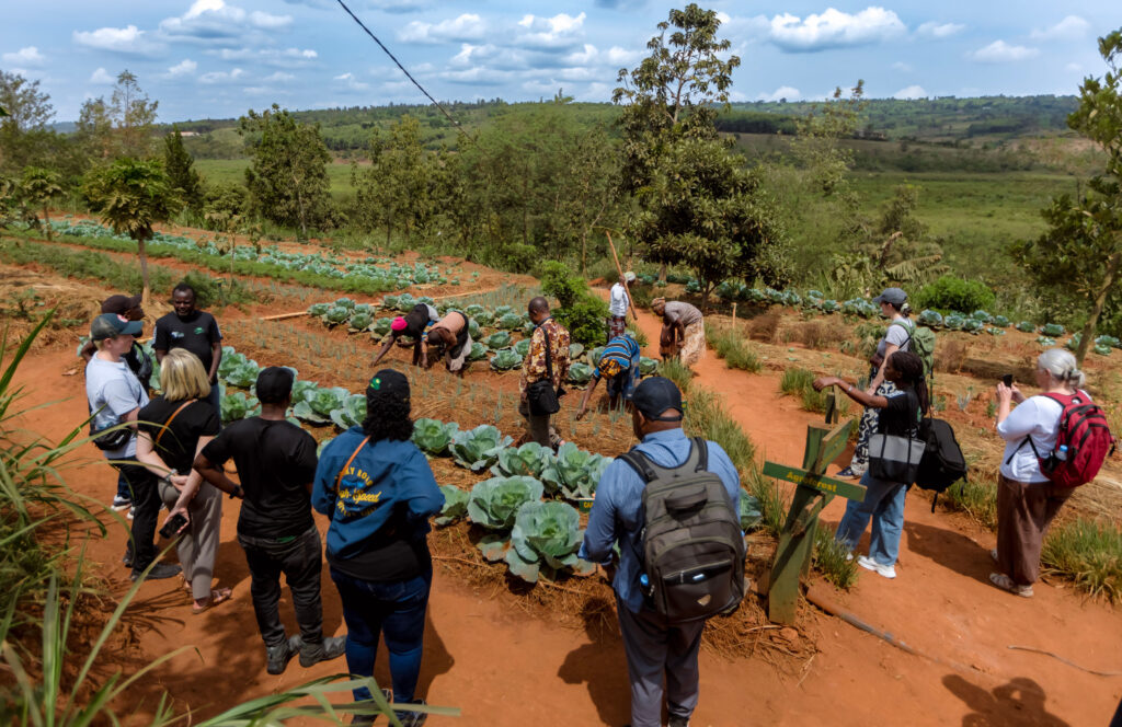 Visit to the Ferme du Lac by participants in the KCOA 2.0 transition team meeting